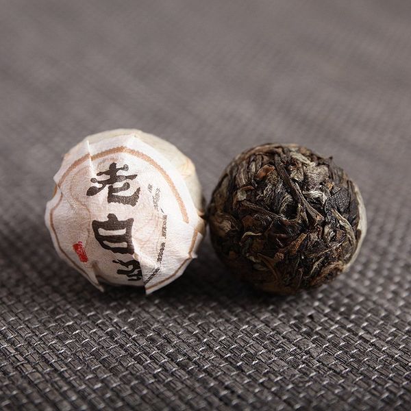 Білий чай Перлина дракона Laobai витриманий 2019 рік 5шт по 8г, Китай id_8202 фото